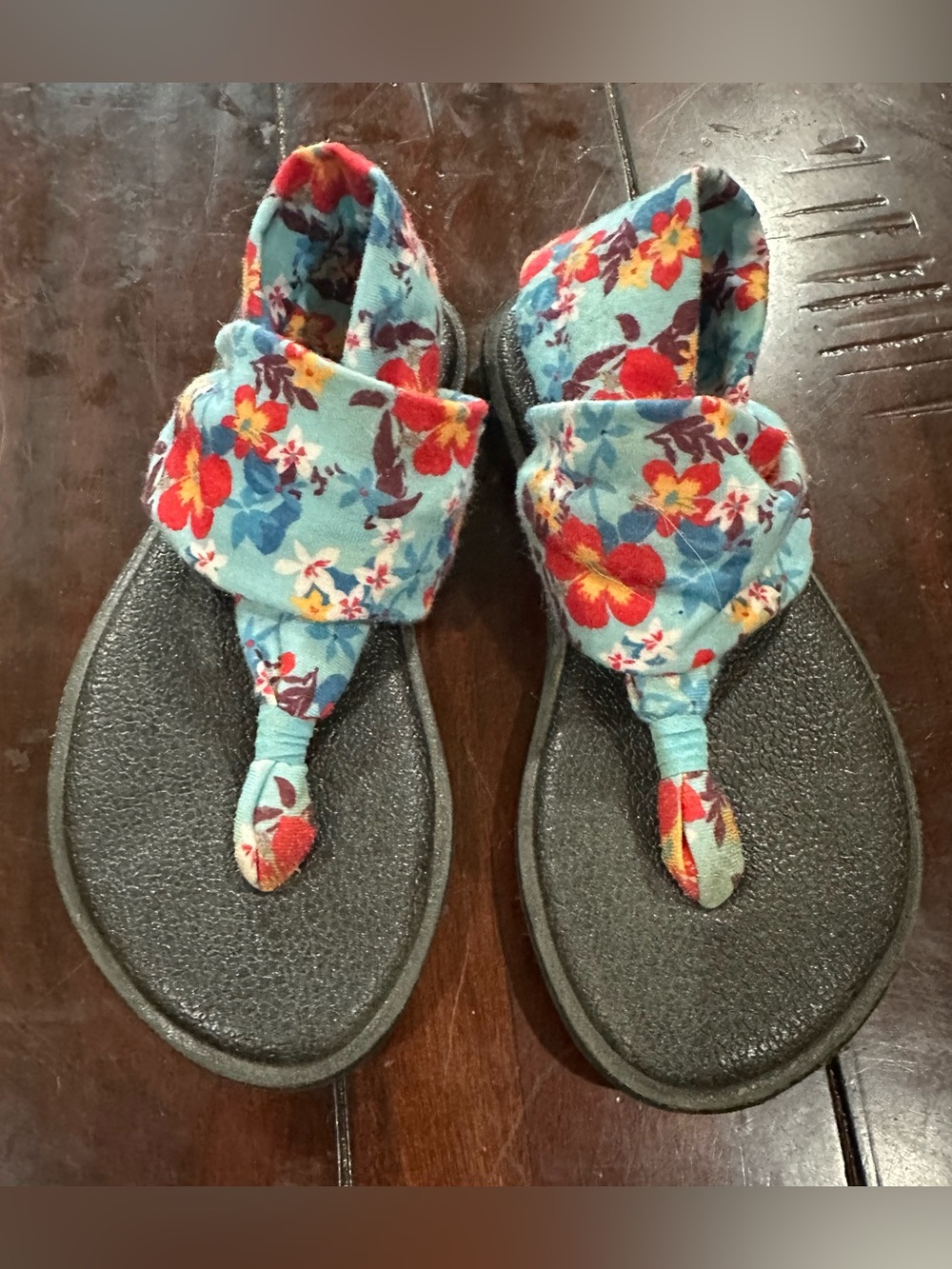 Sanuk Floral Girls Sandal Size 1